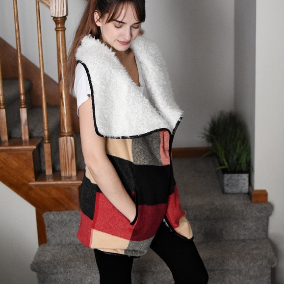 Me Jane Jackets & Blazers - 🔥FIRM!! Buffalo Plaid Vest